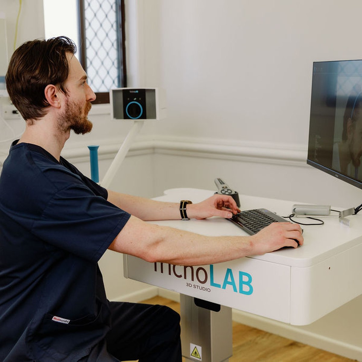 The TrichoLAB 3D Studio at 3D Hair Transplant, used for objective graft and hairline assessment
